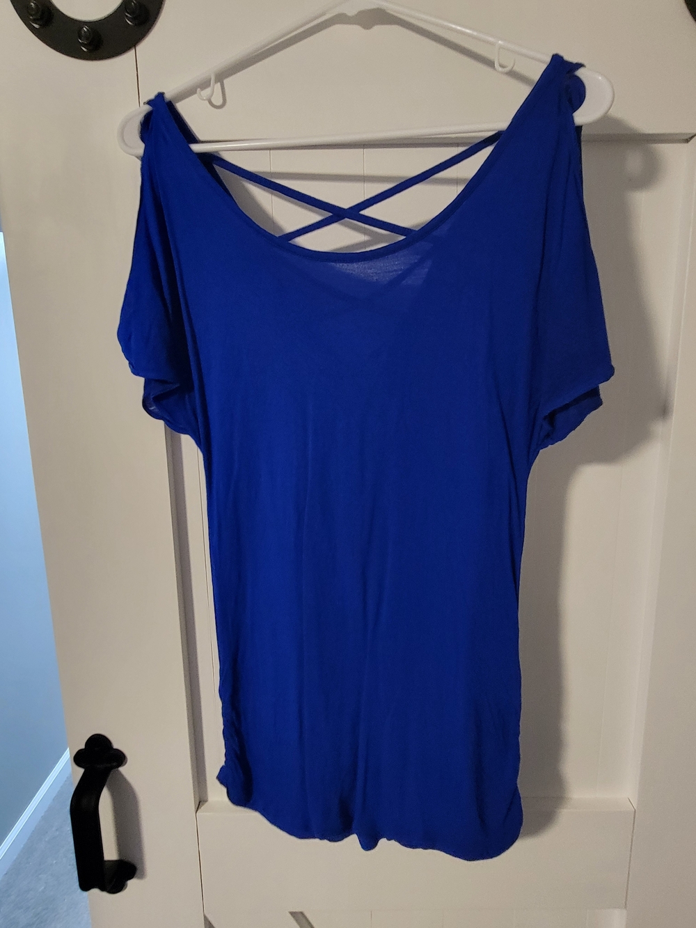 Women's Cold-Shoulder Crisscross Back Top - Blue